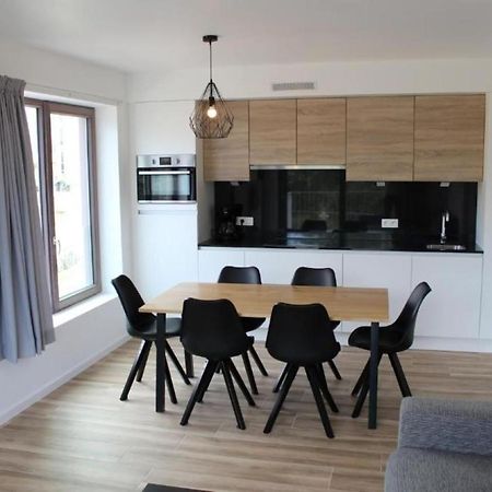 West Bay Familieappartement 米德尔克尔克 外观 照片